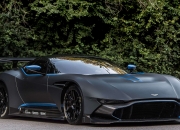 米兰,-赛道上的孤勇者，塞恩斯一肩扛起法拉利，梅赛德斯轻取索伯背后的战术博弈