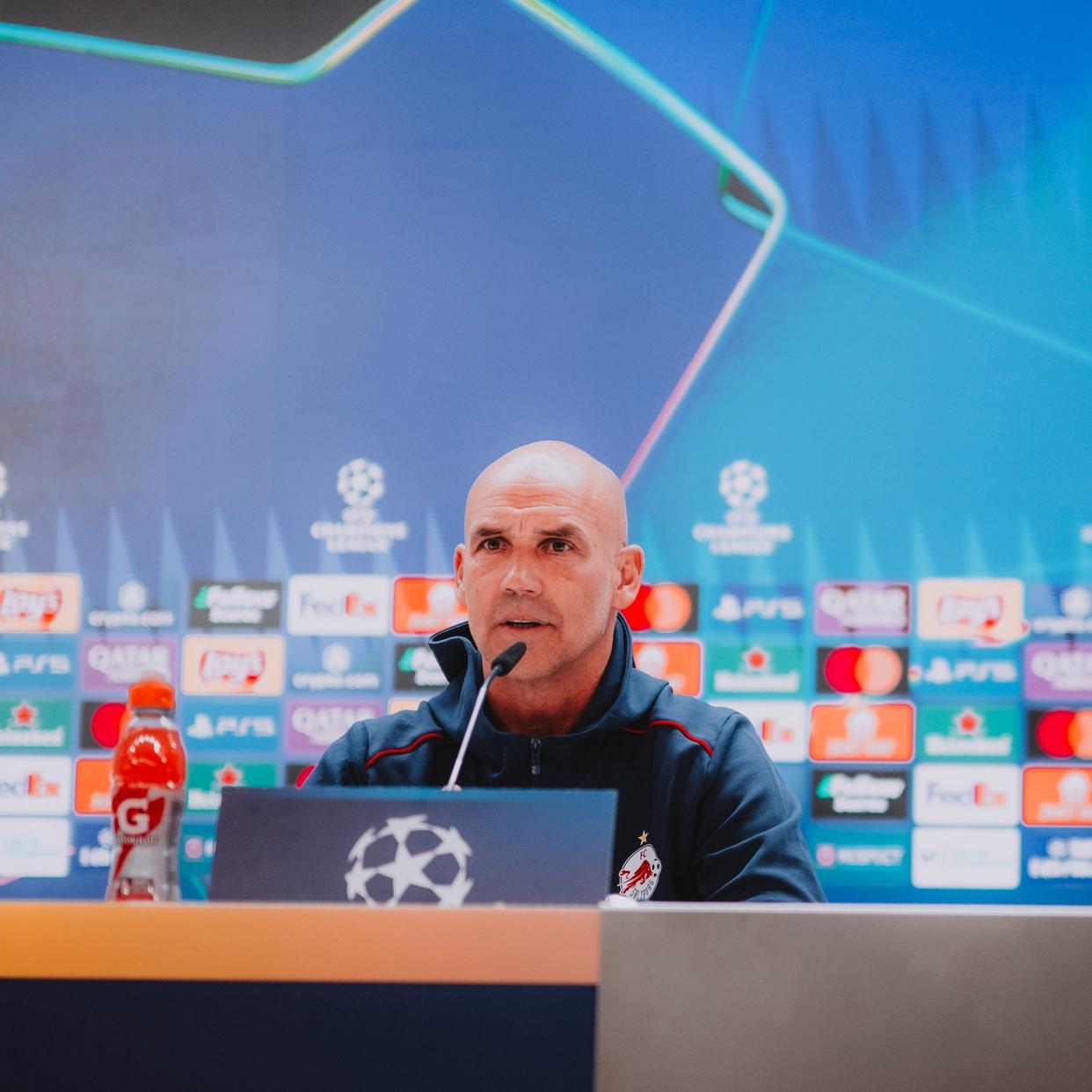 主帅宣布辞职，球队未来不确定