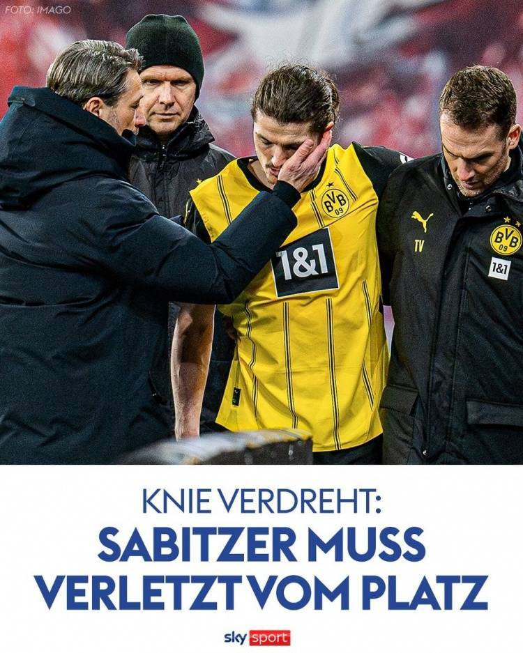 包含多特蒙德主帅因伤病问题感到困扰的词条