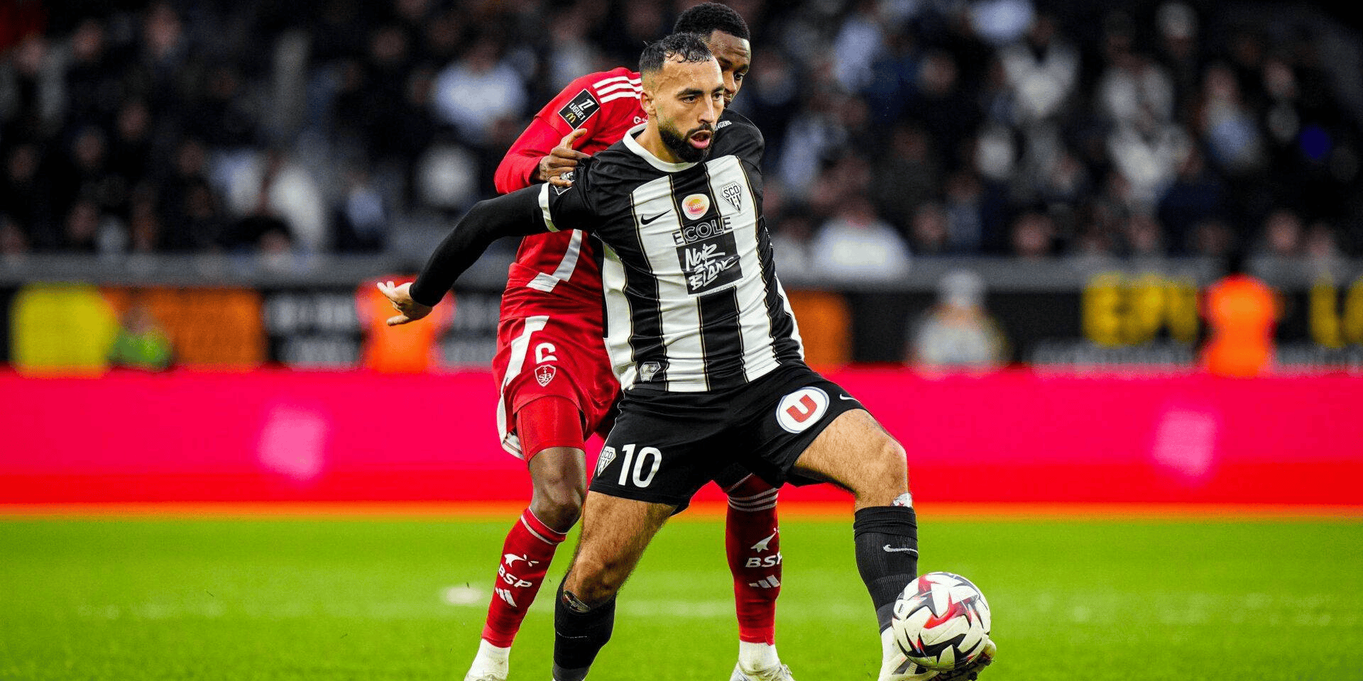 布尔日客场击败昂热,豪取保级关键胜利 布尔日客场击败昂热,豪取保级关键胜利