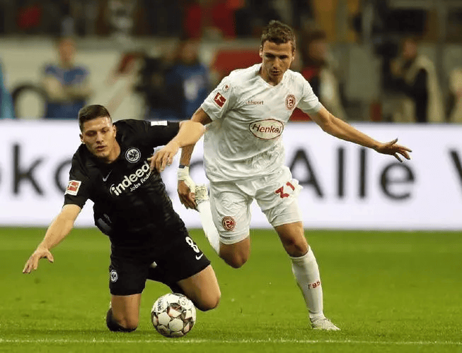 云达不来梅后防线不稳，遭遇进球荒