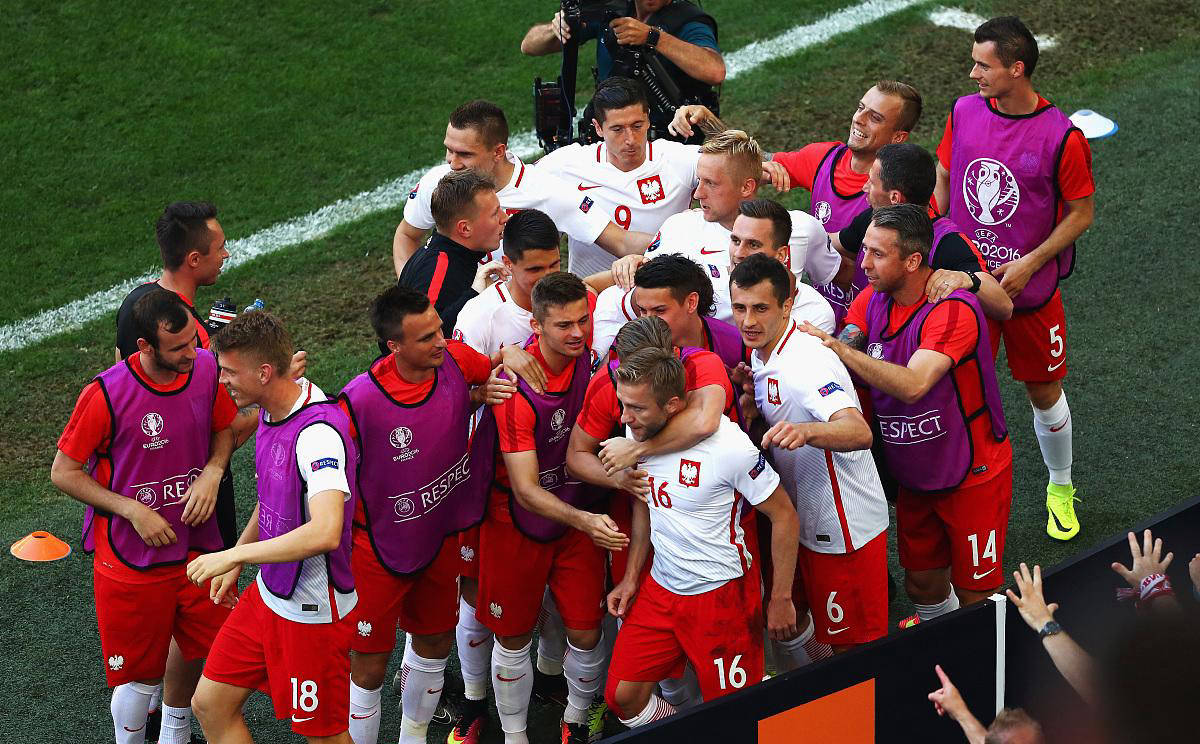 格鲁吉亚队在比赛中展现了出色的实力,赢得了一场胜利 格鲁吉亚队在比赛中展现了出色的实力,赢得了一场胜利