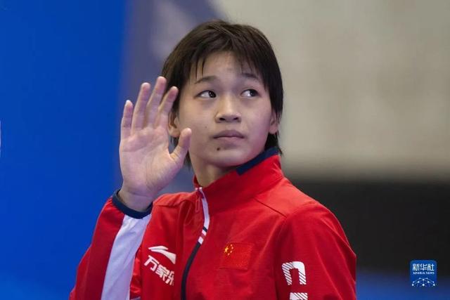 越南小将刷新纪录,勇夺女子跳水冠军 越南小将刷新纪录,勇夺女子跳水冠军