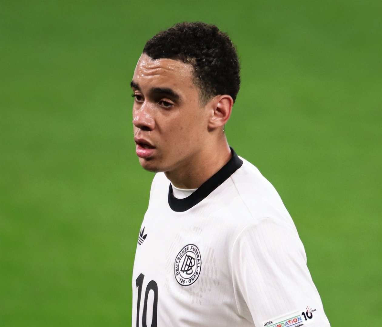 德国取得一场胜利，晋级欧预赛淘汰赛