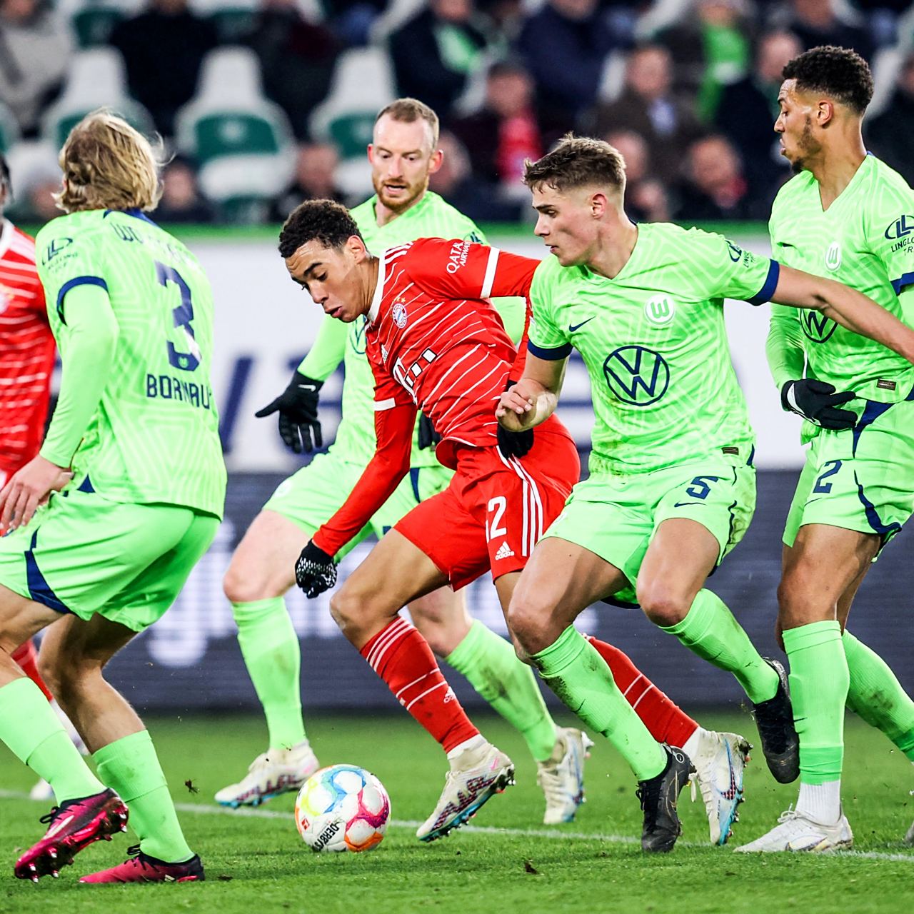 史浩克客场不敌拜仁，遭遇重创联赛困境