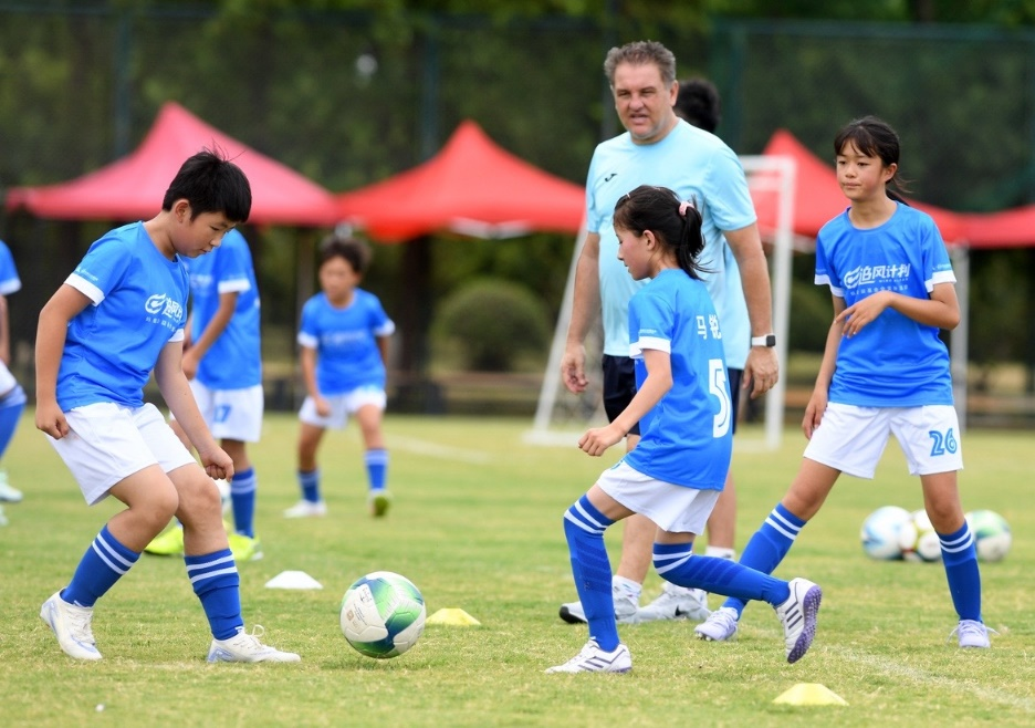 中国足协对足球培训营的发展方向和要求 中国足协对足球培训营的发展方向和要求