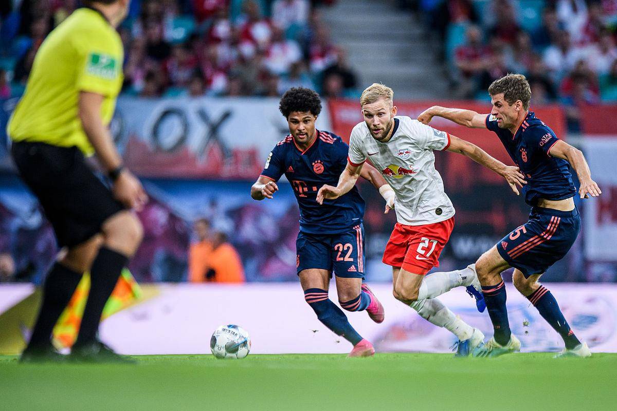 博洛尼亚客场击败国米,带走三分 博洛尼亚客场击败国米,带走三分