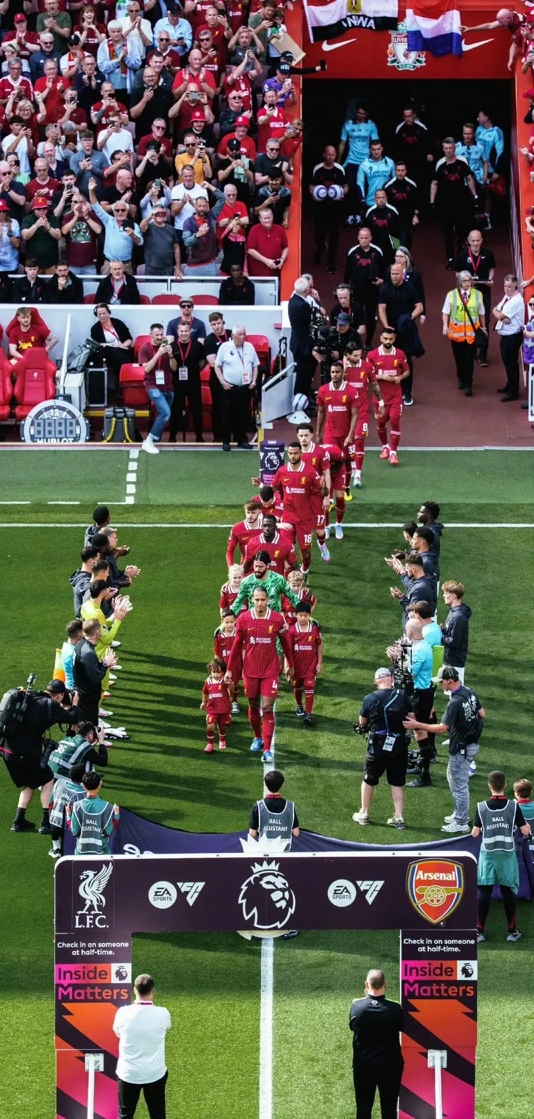 硬仁维拉踢进四强,欧冠赛场引发热议的简单介绍 硬仁维拉踢进四强,欧冠赛场引发热议的简单介绍