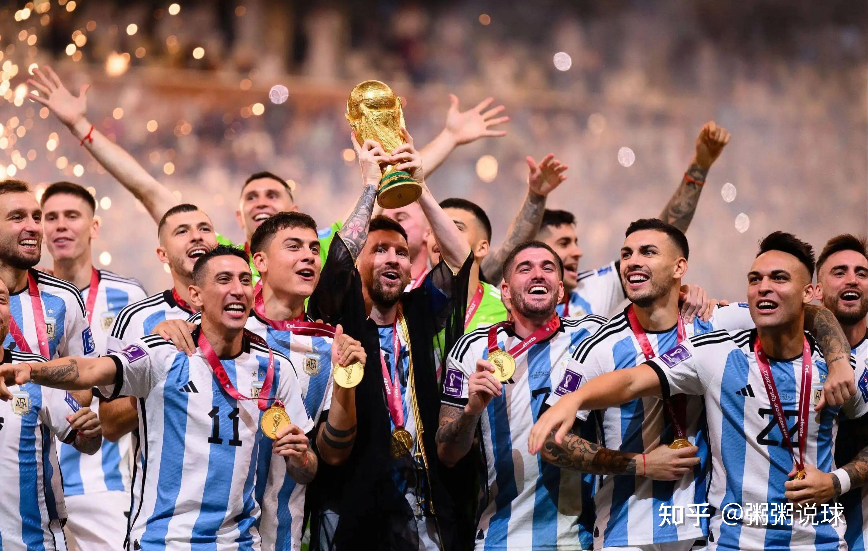 哥伦比亚足球明星在联赛中轻松统治，夺冠