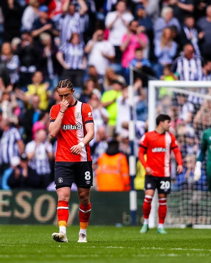 关于利兹联客场点球绝杀，赢得三分宝贵的信息