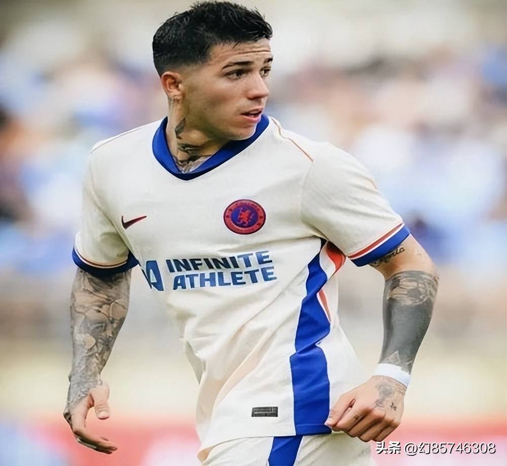 南特主帅透露最近球队训练焦点 南特主帅透露最近球队训练焦点