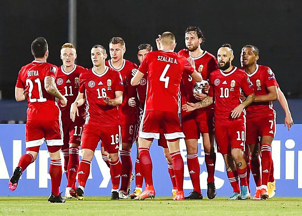 匈牙利迎战冰岛，争夺晋级席位