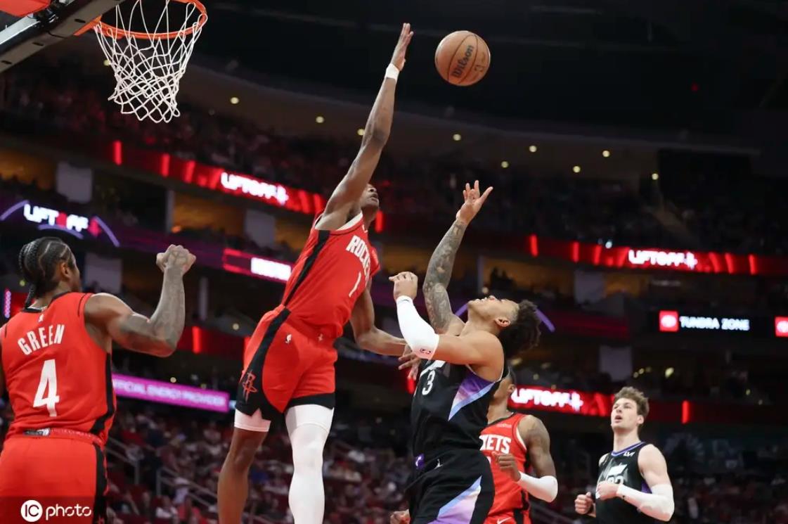 火箭客场擒胜爵士取得连胜 火箭客场擒胜爵士取得连胜