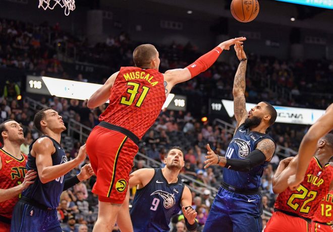 老鹰客场轻取魔术结束连败的简单介绍 老鹰客场轻取魔术结束连败的简单介绍