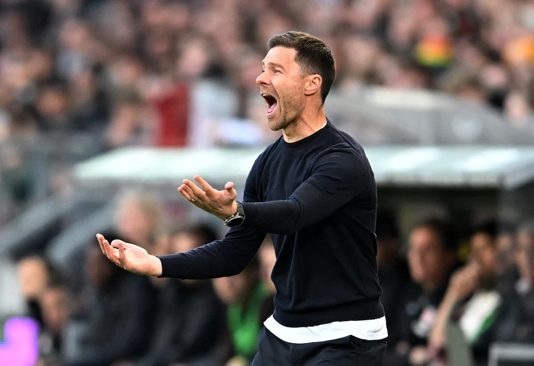 勒沃库森完胜英格兰，孙兴慜制霸全场