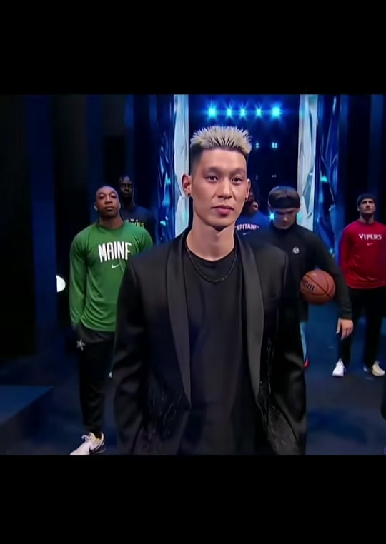 书豪首秀12分5助攻,猛龙轻取太阳 书豪首秀12分5助攻,猛龙轻取太阳