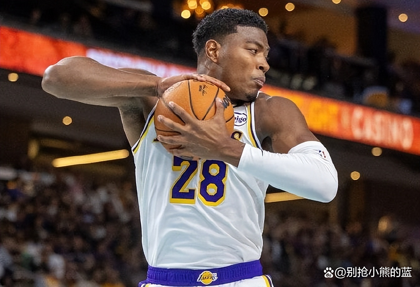 湖人力克老鹰,重拾信心 湖人力克老鹰,重拾信心