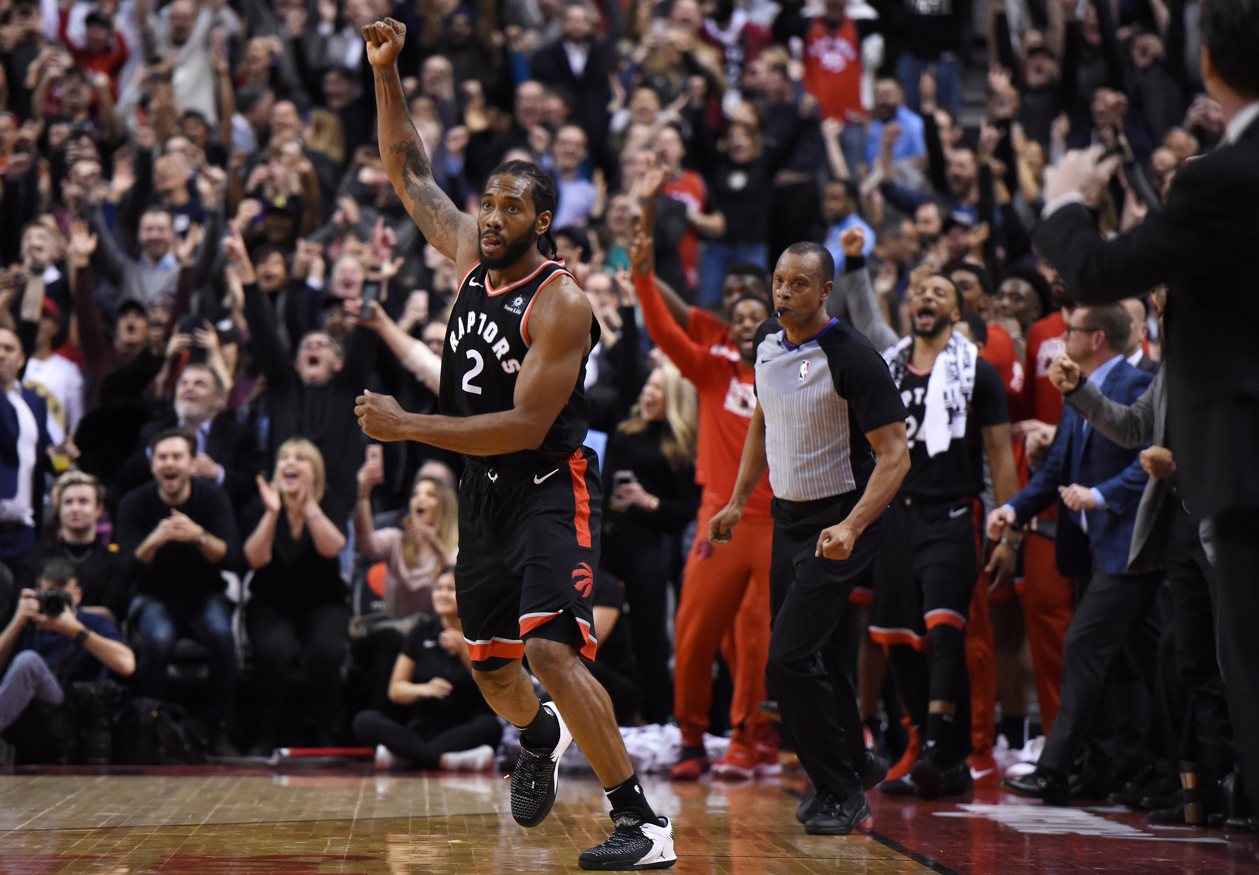 猛龙战胜篮网,取得关键胜利 猛龙战胜篮网,取得关键胜利