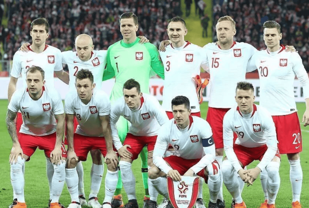 包含欧洲杯：比利时2-0胜芬兰，小组赛全胜晋级16强的词条