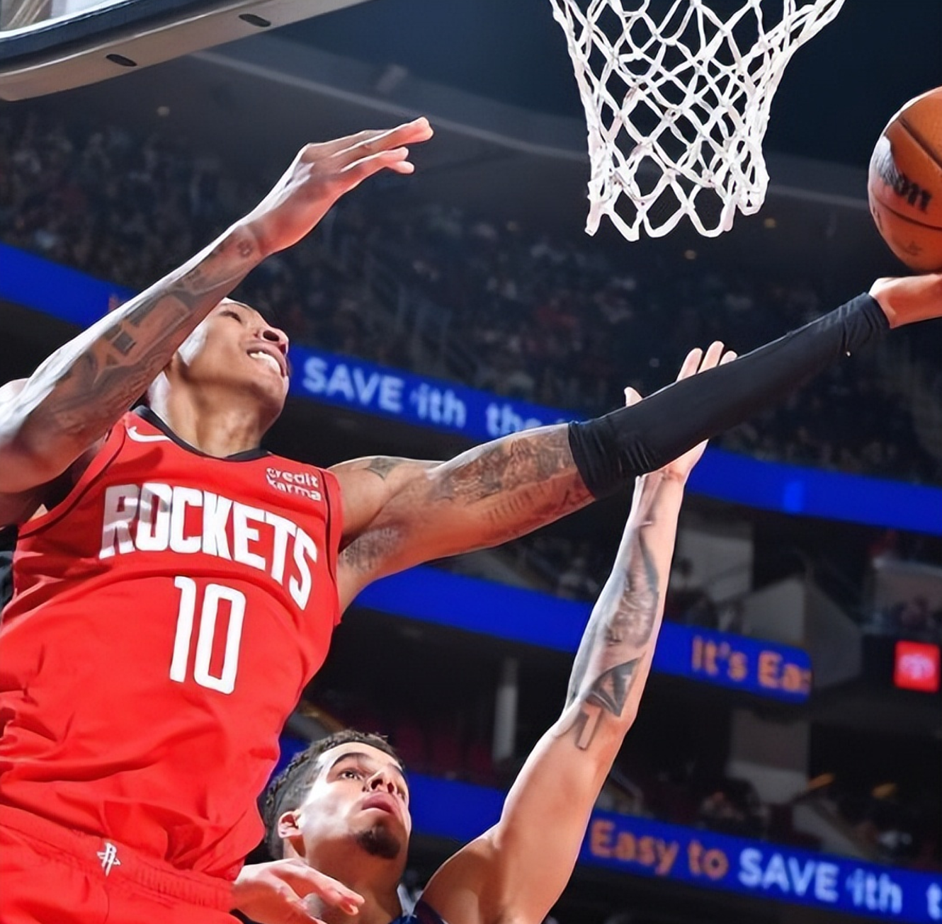 火箭取得对马刺的胜利