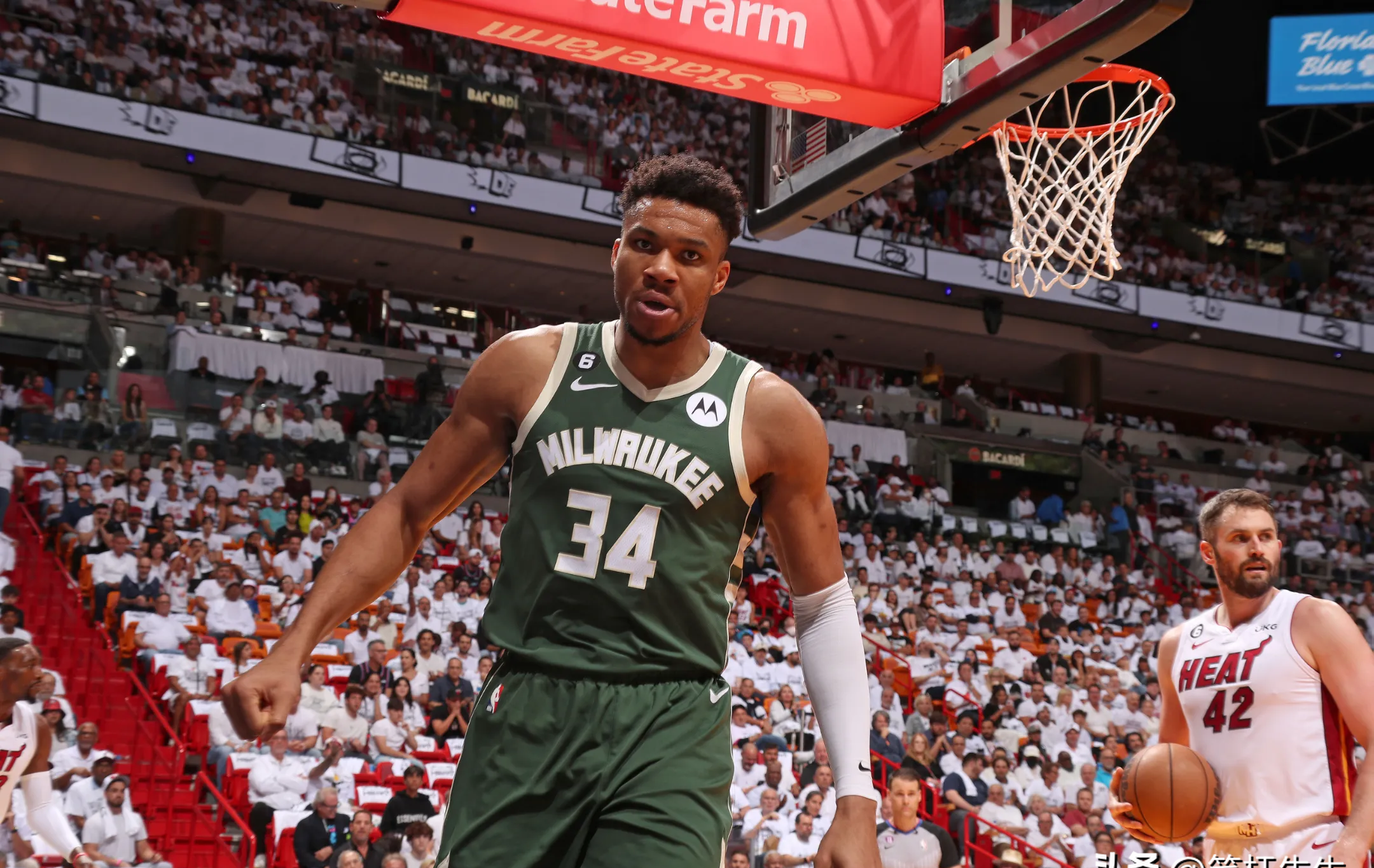 雄鹿遭遇掘金困境,输球创近期纪录 雄鹿遭遇掘金困境,输球创近期纪录