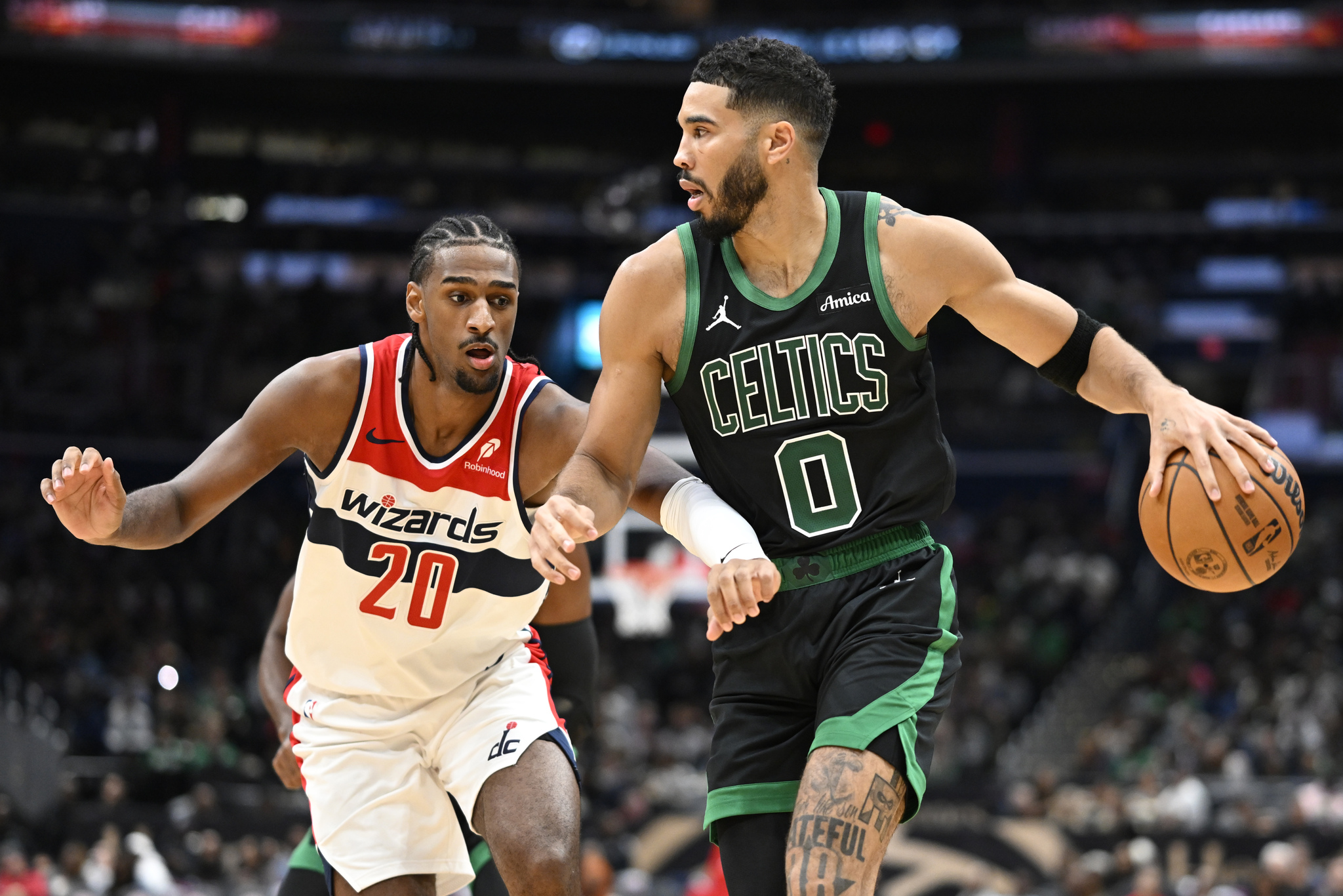 凯尔特人客场大胜太阳，取得六连胜